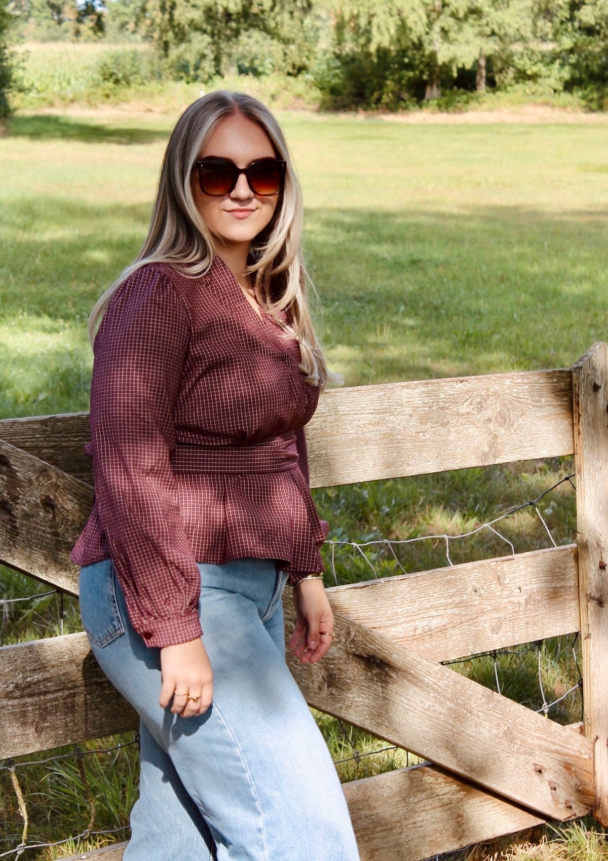 Cannes Geruite Overslag Blouse - Burgundy