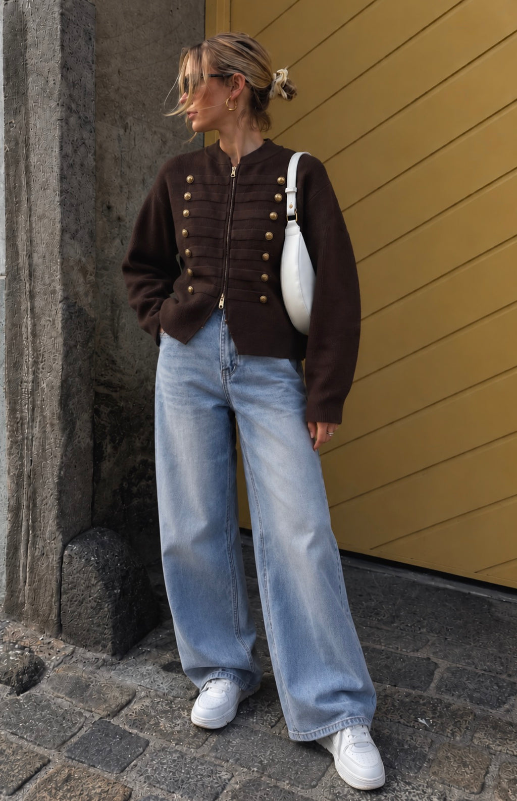 Santiago Military Vest - Bruin